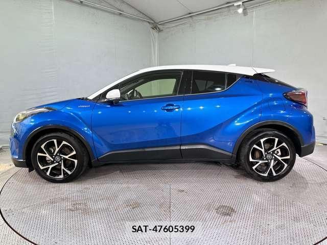 Toyota C-HR 2017-11 6690945-7