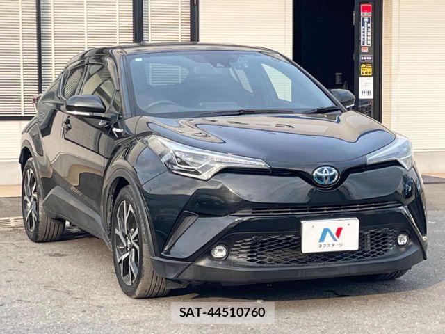 Toyota C-HR 2018-10 6715821-15