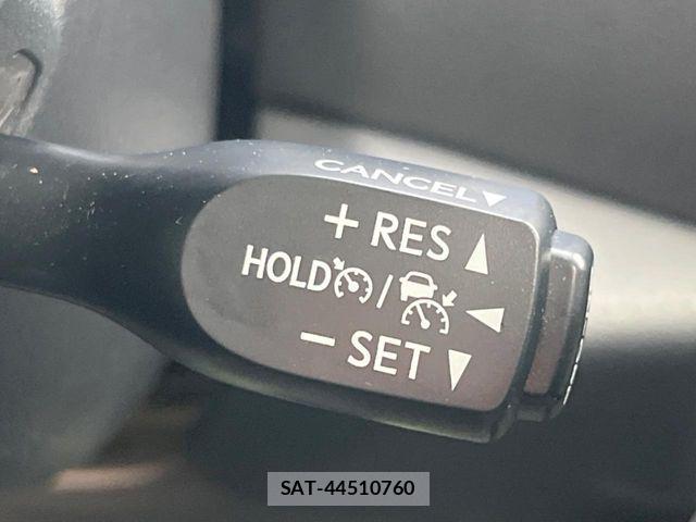 Toyota C-HR 2018-10 6715821-6