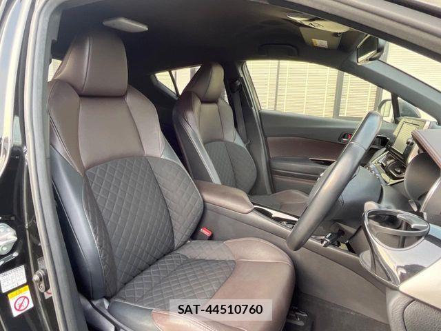 Toyota C-HR 2018-10 6715821-8