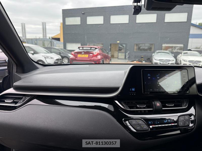 Toyota C-HR 2018-02 1305389-25