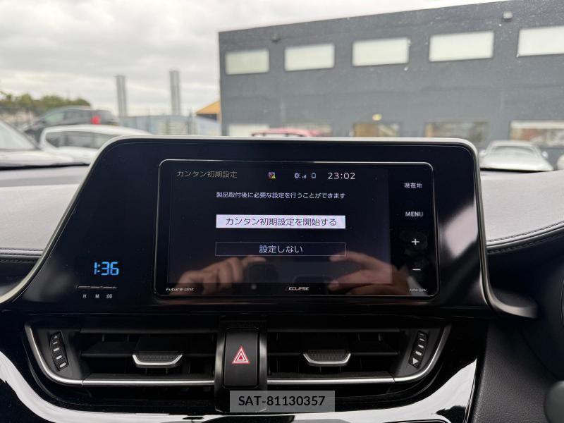 Toyota C-HR 2018-02 1305389-26