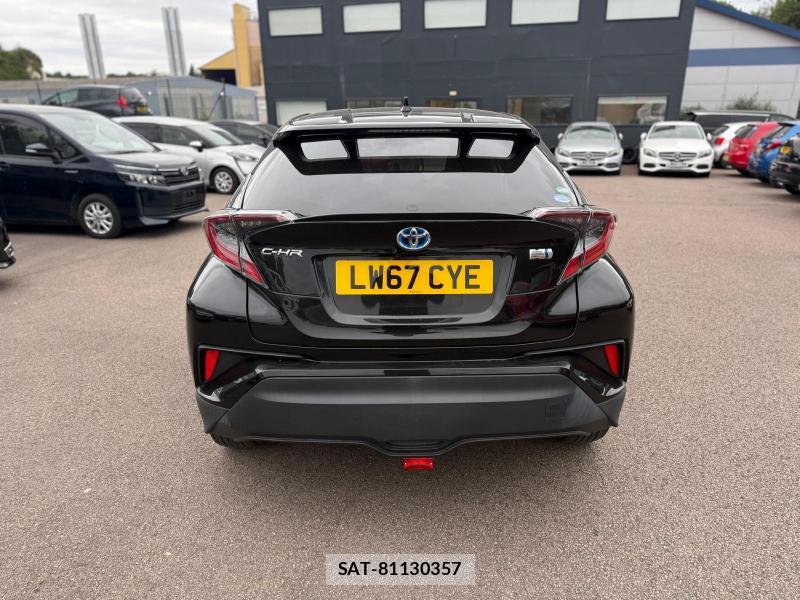 Toyota C-HR 2018-02 1305389-3