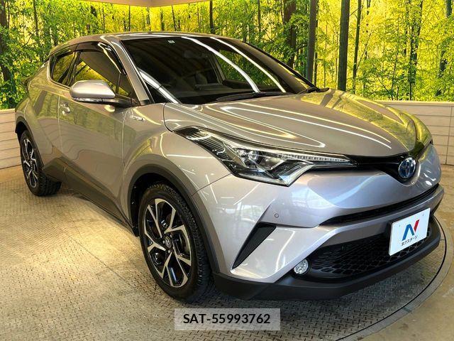 Toyota C-HR 2017-02 6751044-15
