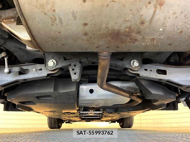 Toyota C-HR 2017-02 6751044-18