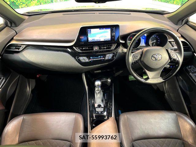Toyota C-HR 2017-02 6751044-1