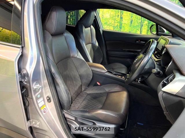Toyota C-HR 2017-02 6751044-8