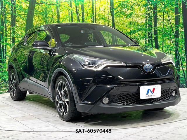 Toyota C-HR 2017-06 6751046-15