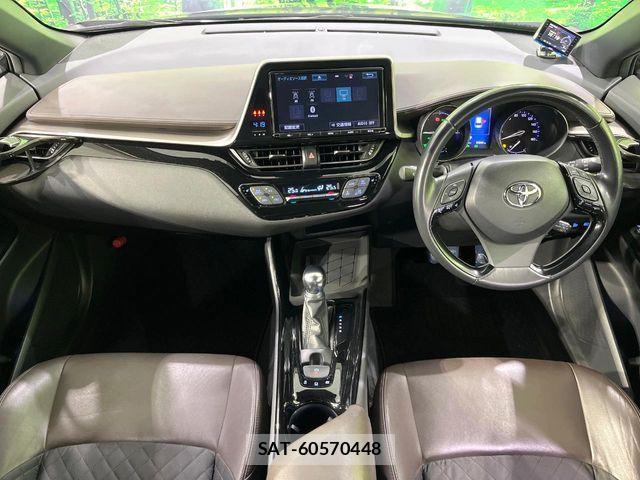 Toyota C-HR 2017-06 6751046-1