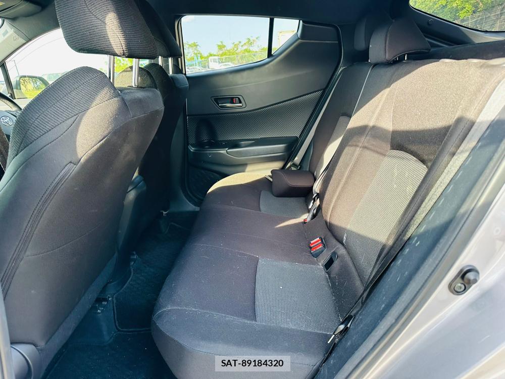 Toyota C-HR 2017 6714466-9