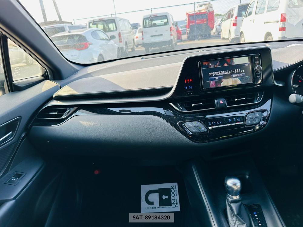 Toyota C-HR 2017 6714466-17