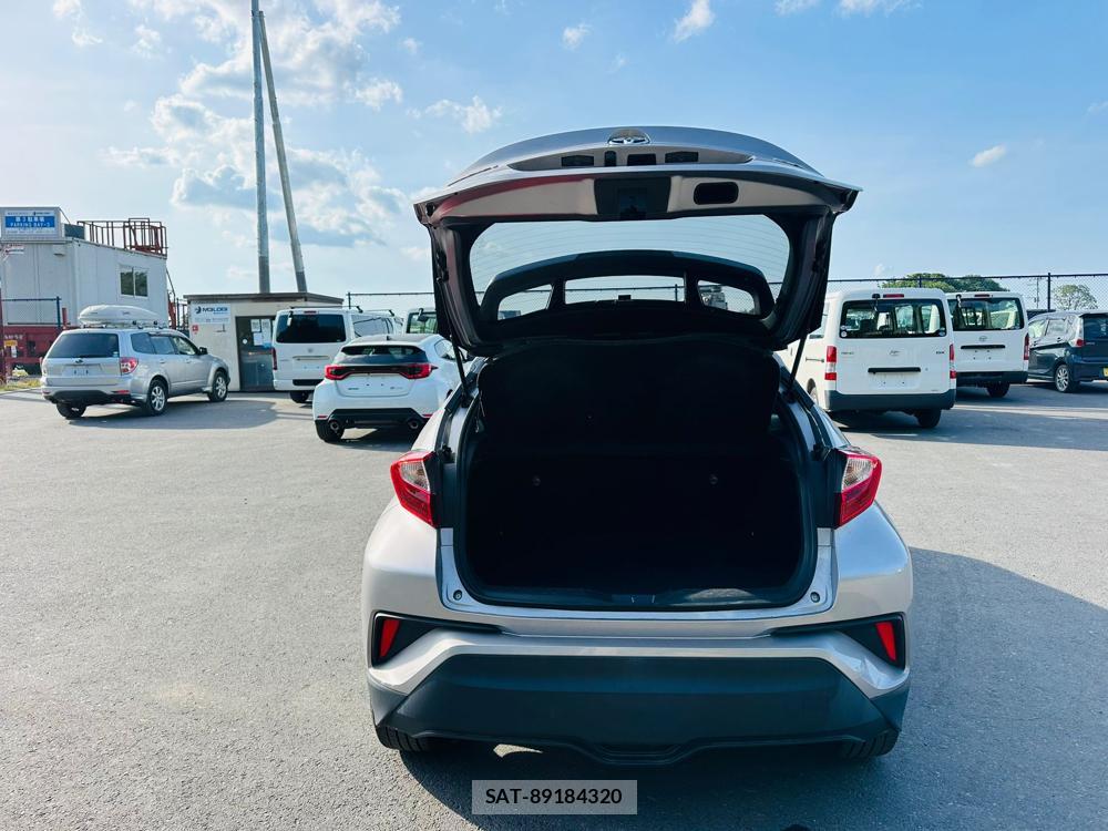 Toyota C-HR 2017 6714466-27