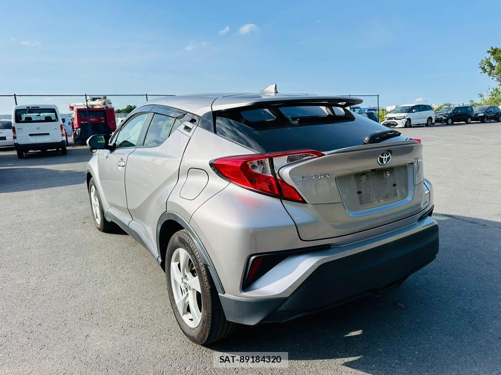 Toyota C-HR 2017 6714466-2