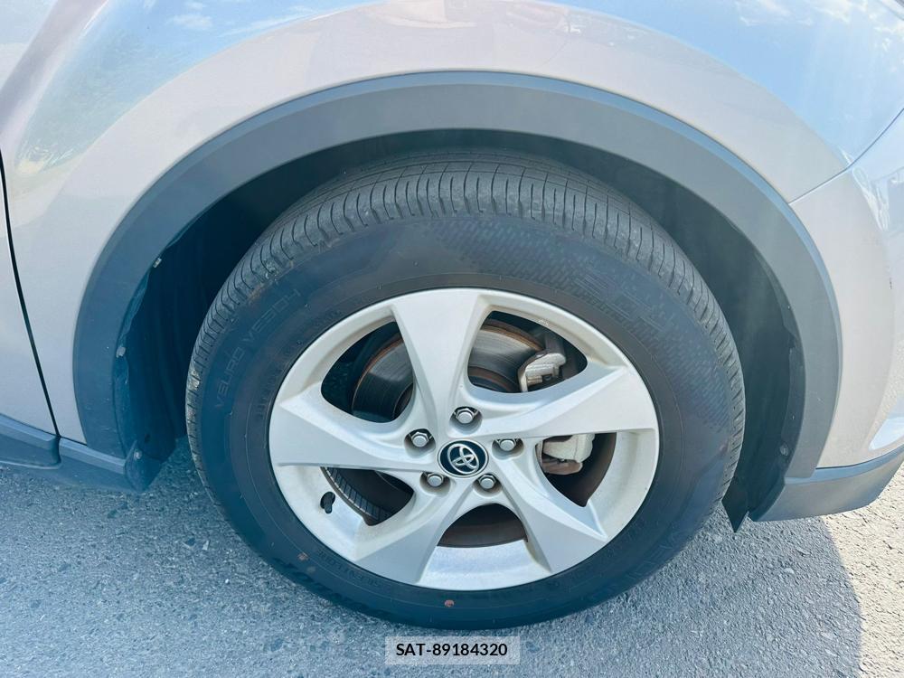 Toyota C-HR 2017 6714466-29