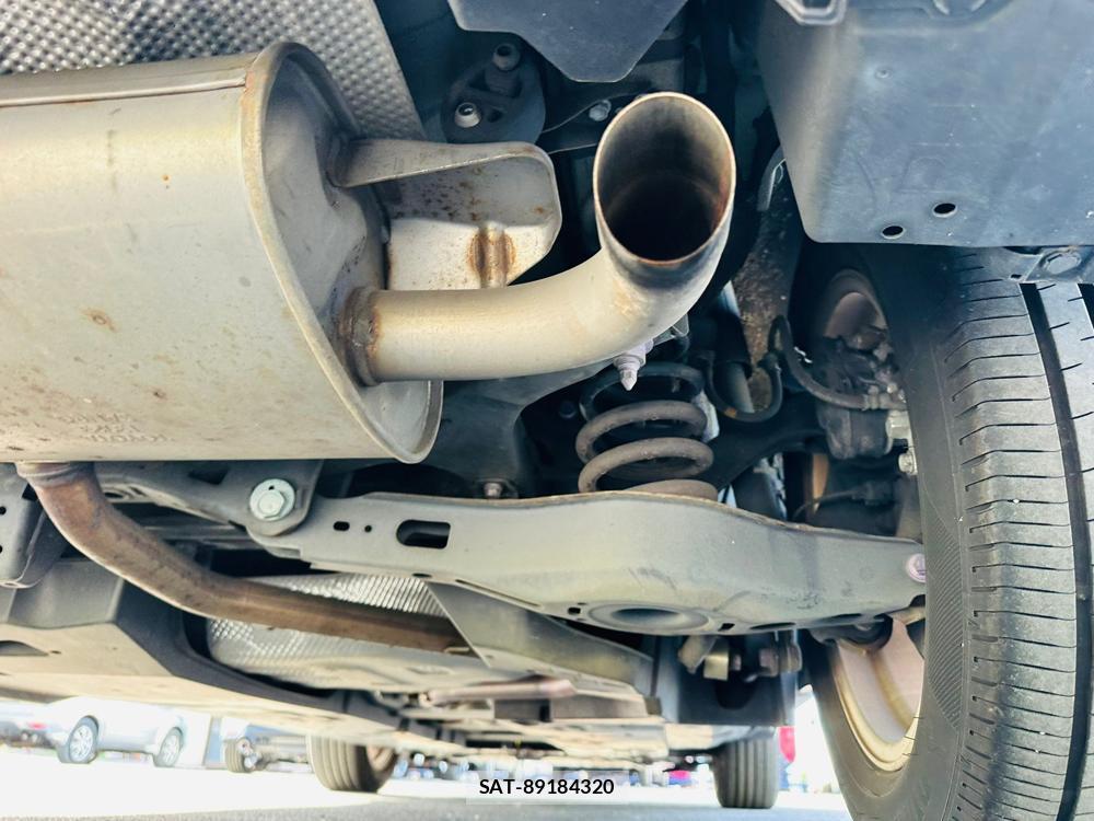 Toyota C-HR 2017 6714466-37