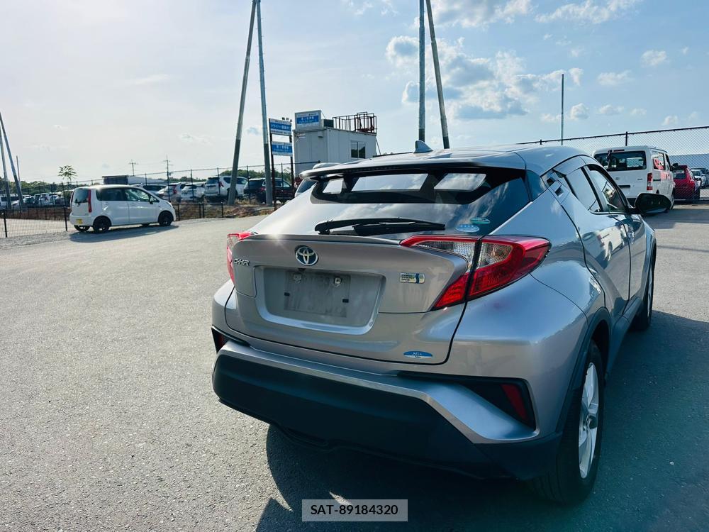 Toyota C-HR 2017 6714466-4