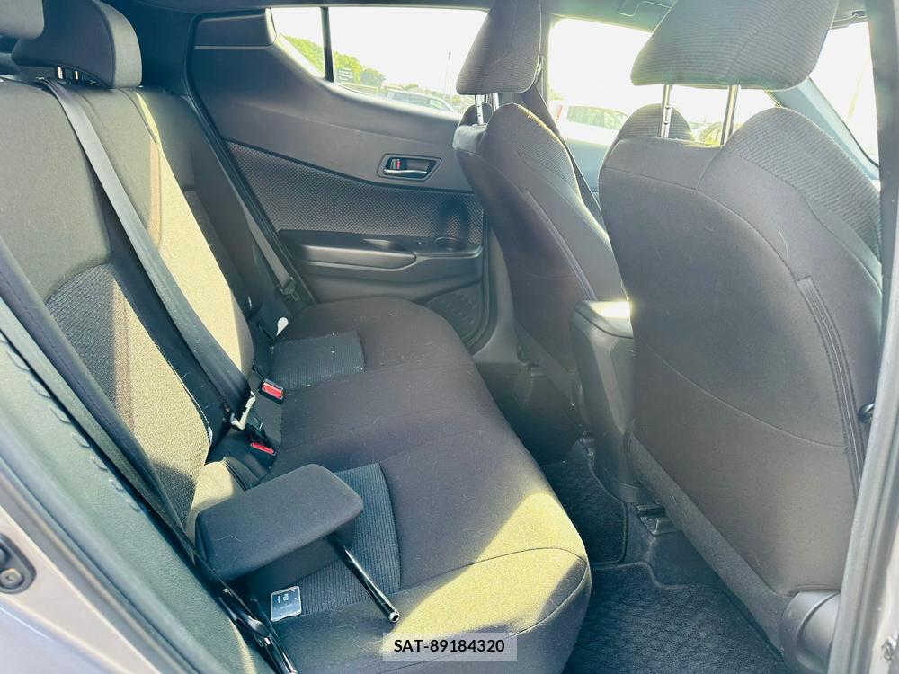 Toyota C-HR 2017 6714466-8
