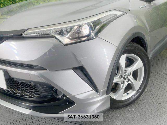 Toyota C-HR 2017-03 6814189-11