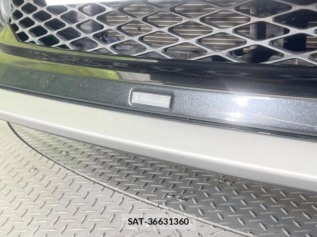 Toyota C-HR 2017-03 6814189-2