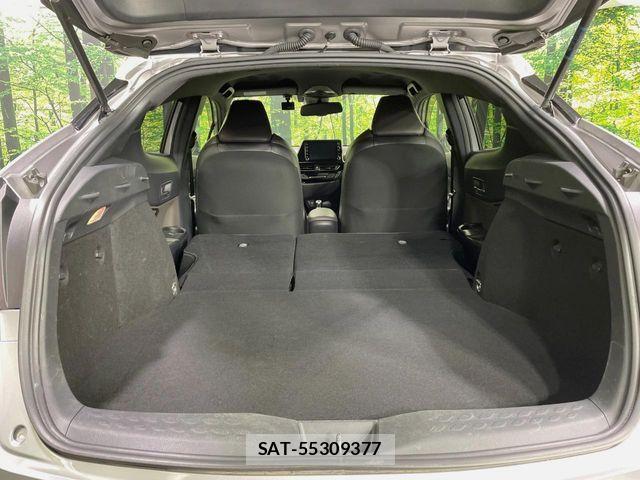 Toyota C-HR 2020-02 6814173-9
