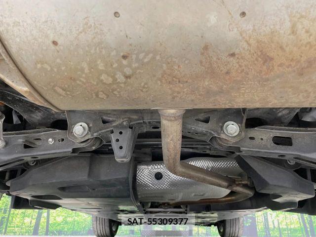 Toyota C-HR 2020-02 6814173-18