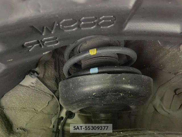 Toyota C-HR 2020-02 6814173-19