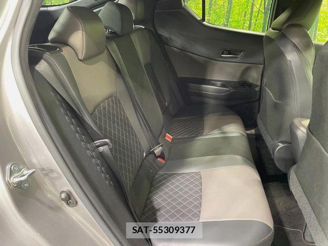 Toyota C-HR 2020-02 6814173-8