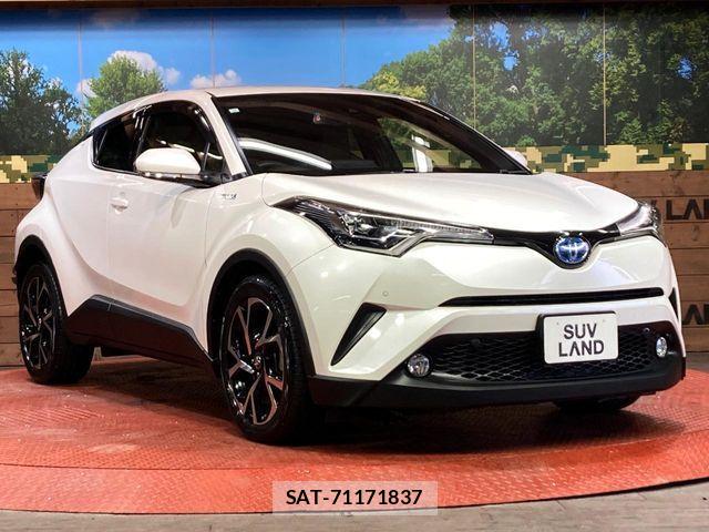 Toyota C-HR 2017-04 6814179-15