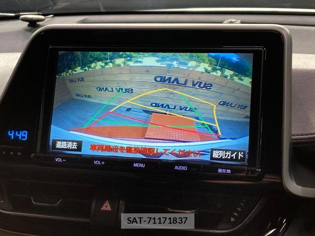 Toyota C-HR 2017-04 6814179-3