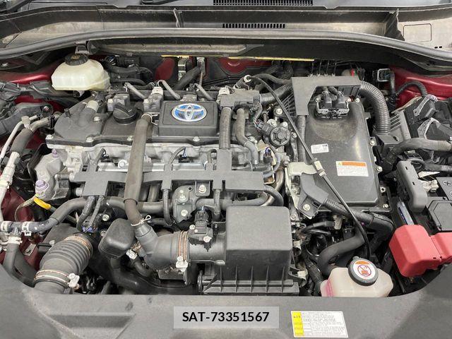 Toyota C-HR 2017-08 6814185-17