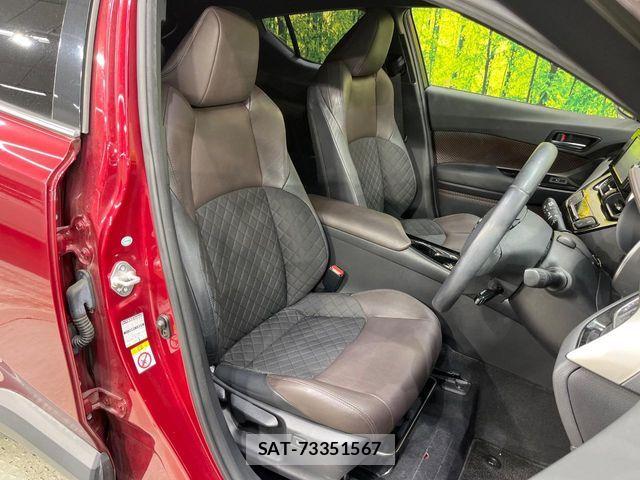 Toyota C-HR 2017-08 6814185-7
