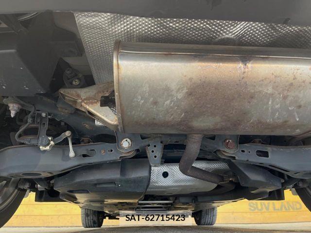 Toyota C-HR 2017-10 6814184-18