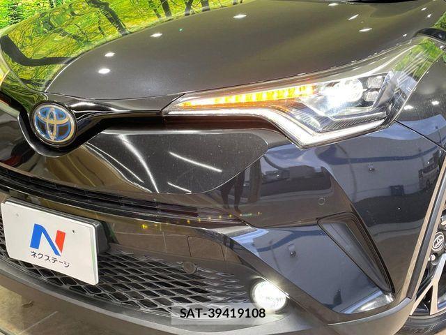 Toyota C-HR 2017-04 6814183-11