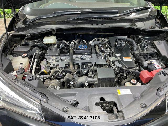 Toyota C-HR 2017-04 6814183-17