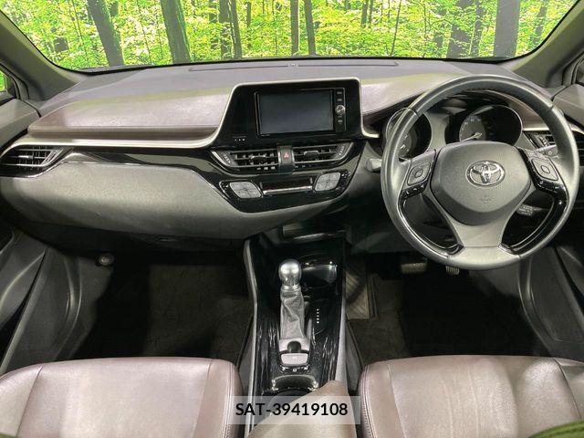 Toyota C-HR 2017-04 6814183-1