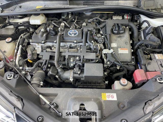 Toyota C-HR 2018-04 6814188-17