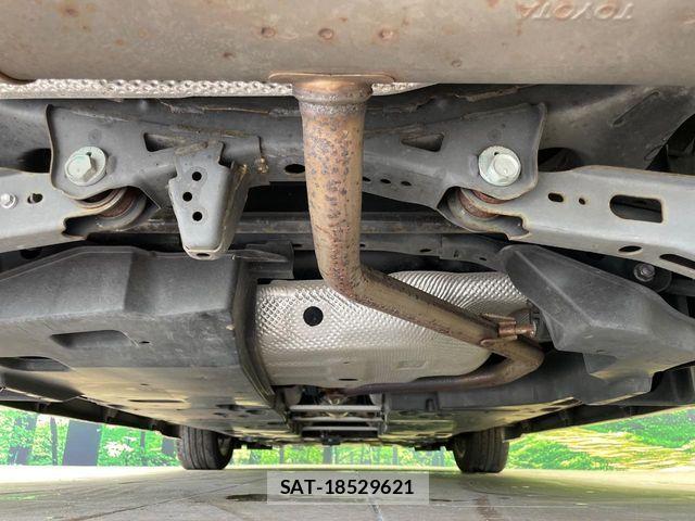Toyota C-HR 2018-04 6814188-18