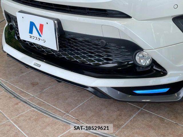 Toyota C-HR 2018-04 6814188-2