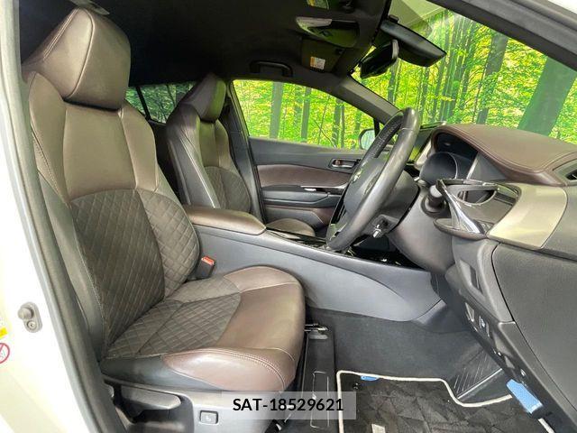 Toyota C-HR 2018-04 6814188-7