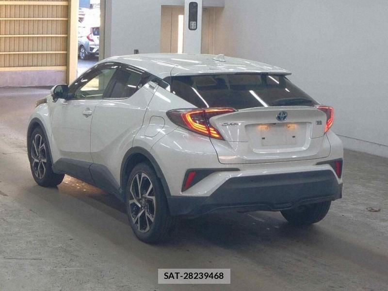 Toyota C-HR 2017 6844777-3