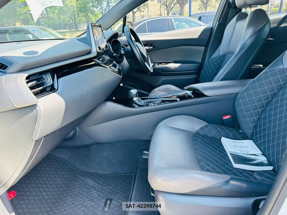 Toyota C-HR 2019 6341215-10
