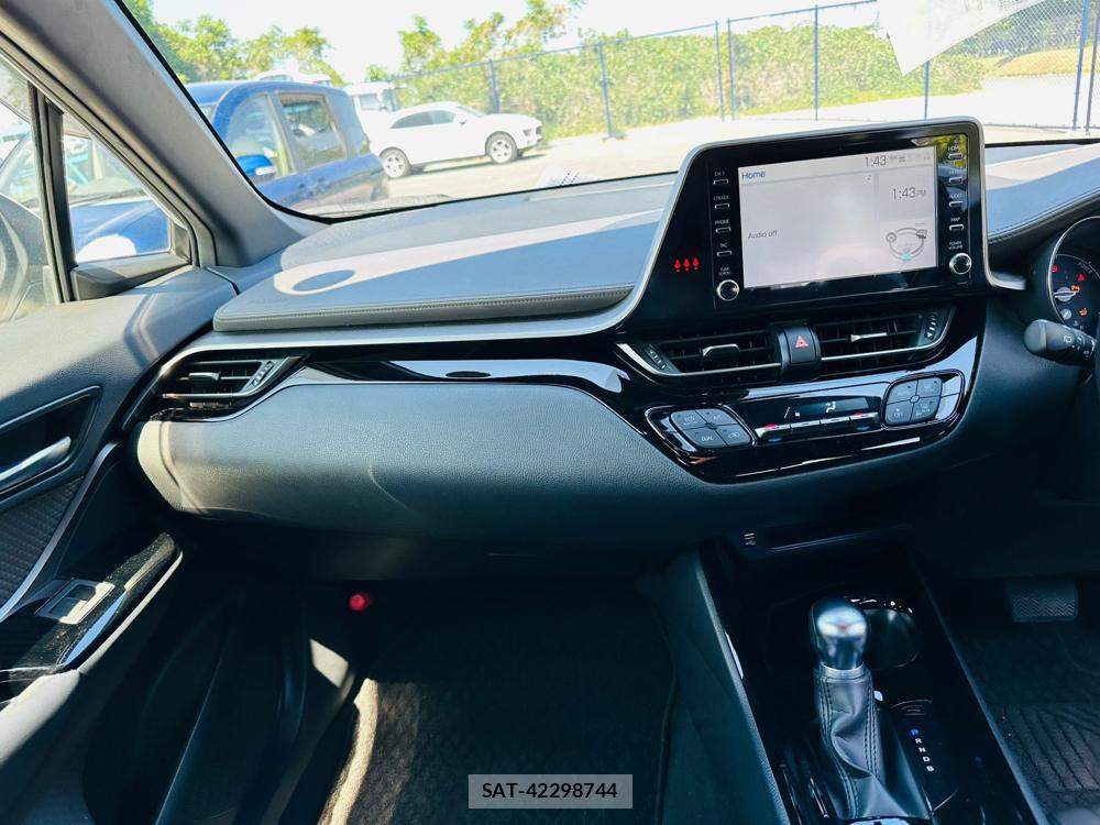 Toyota C-HR 2019 6341215-16