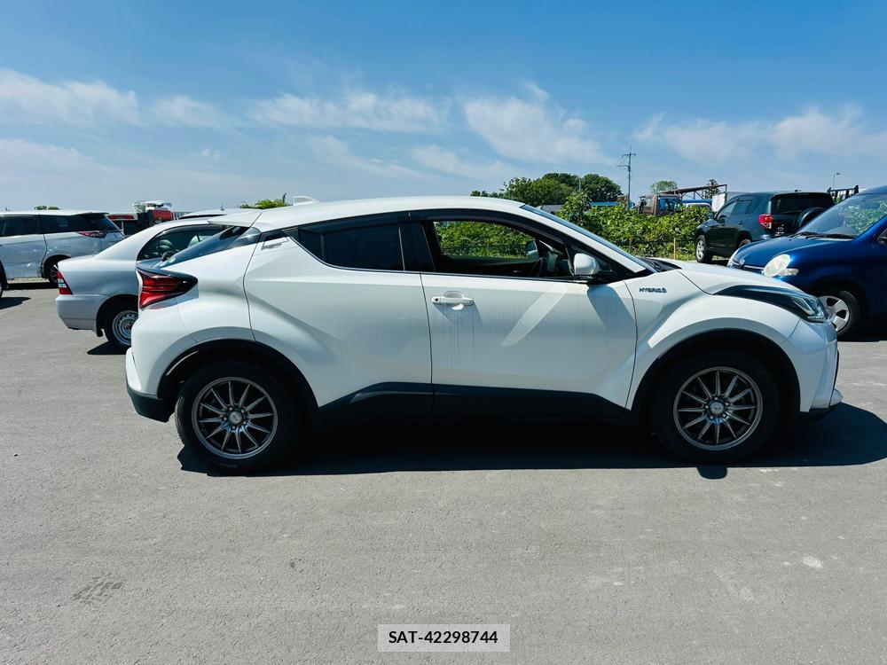 Toyota C-HR 2019 6341215-5