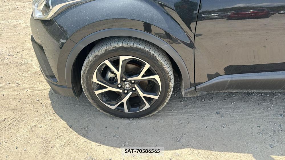 Toyota C-HR 2017 6542575-20