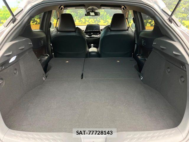 Toyota C-HR 2017-05 6903200-9