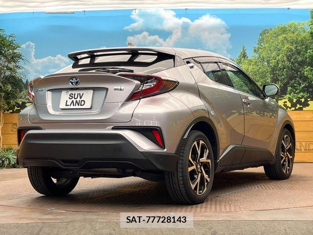 Toyota C-HR 2017-05 6903200-16