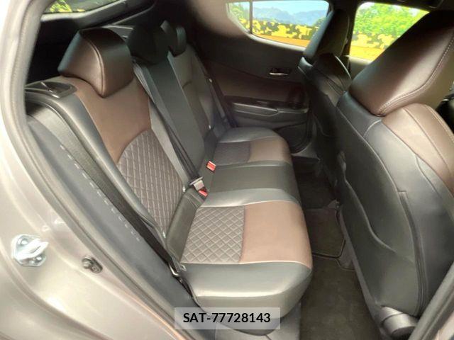 Toyota C-HR 2017-05 6903200-8