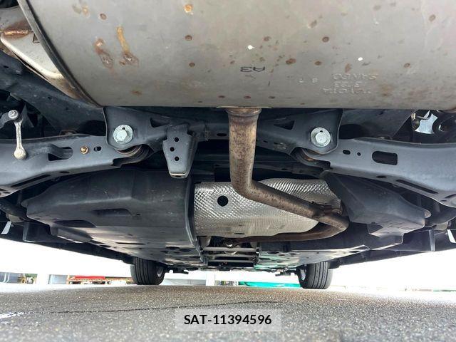 Toyota C-HR 2019-09 6903191-18