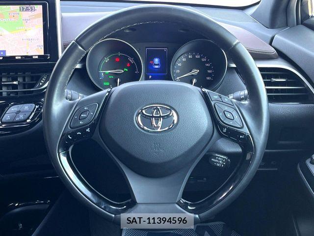 Toyota C-HR 2019-09 6903191-7