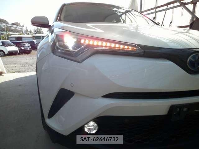 Toyota C-HR 2018-06 6903201-2
